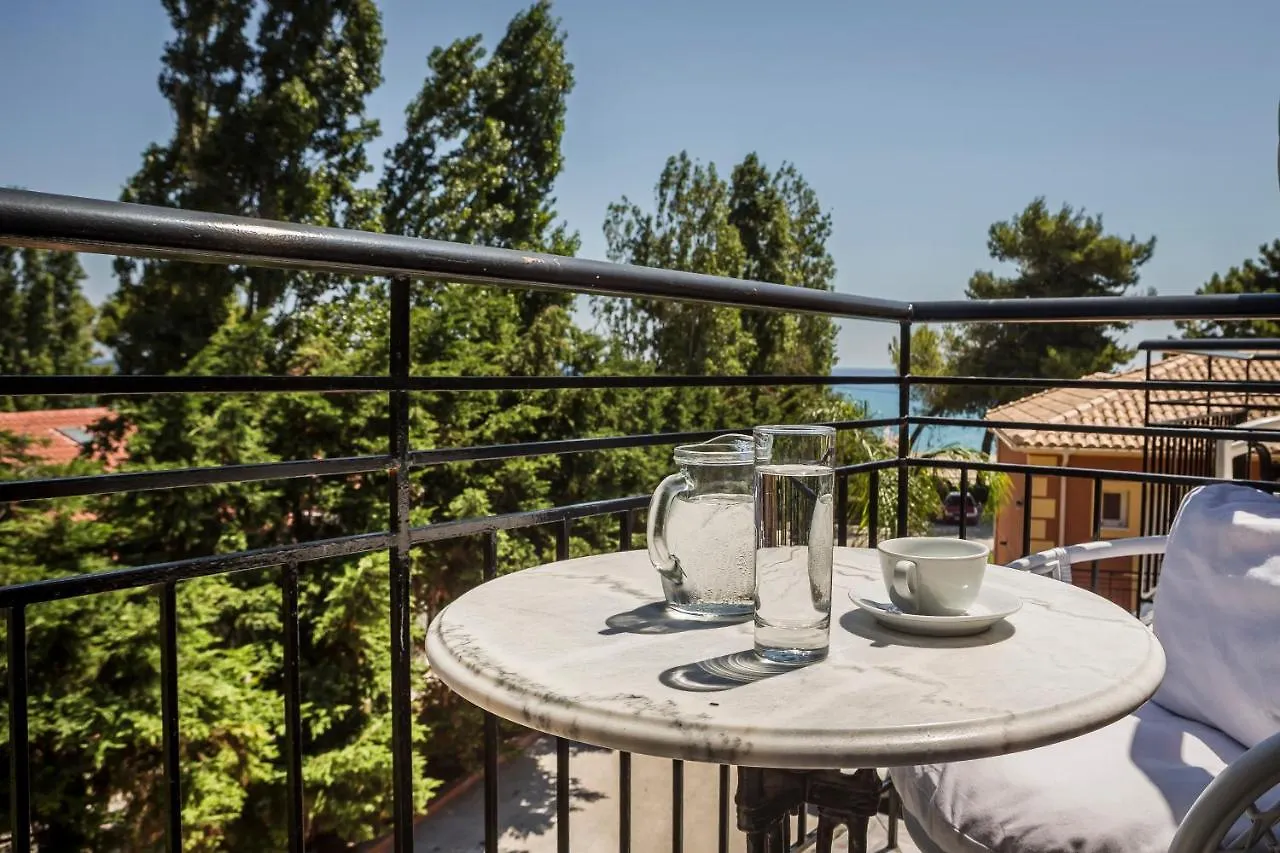 Makis Hotel Skala