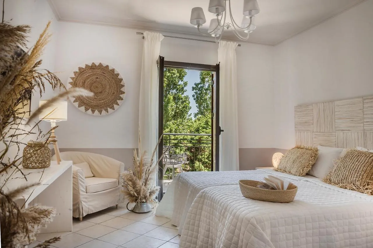 Makis Hotel Skala